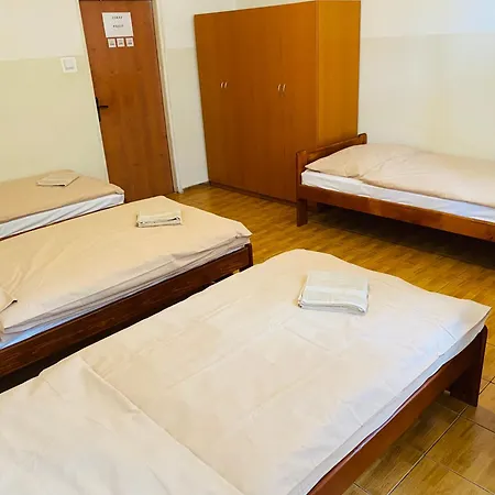 Quarto em Acomodações Particulares Turistická Ubytovňa Rozhanovce